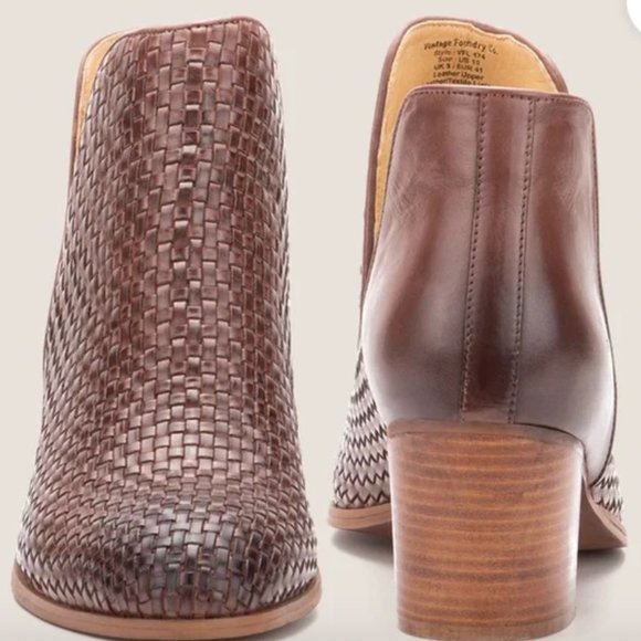 Vintage Foundry Company Leather Skylar Booties, Size 9, NIB - Picture 3 of 10